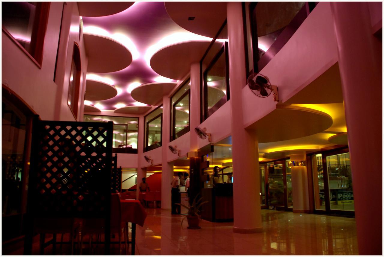 Hotel Pooja International Davangere Exterior foto