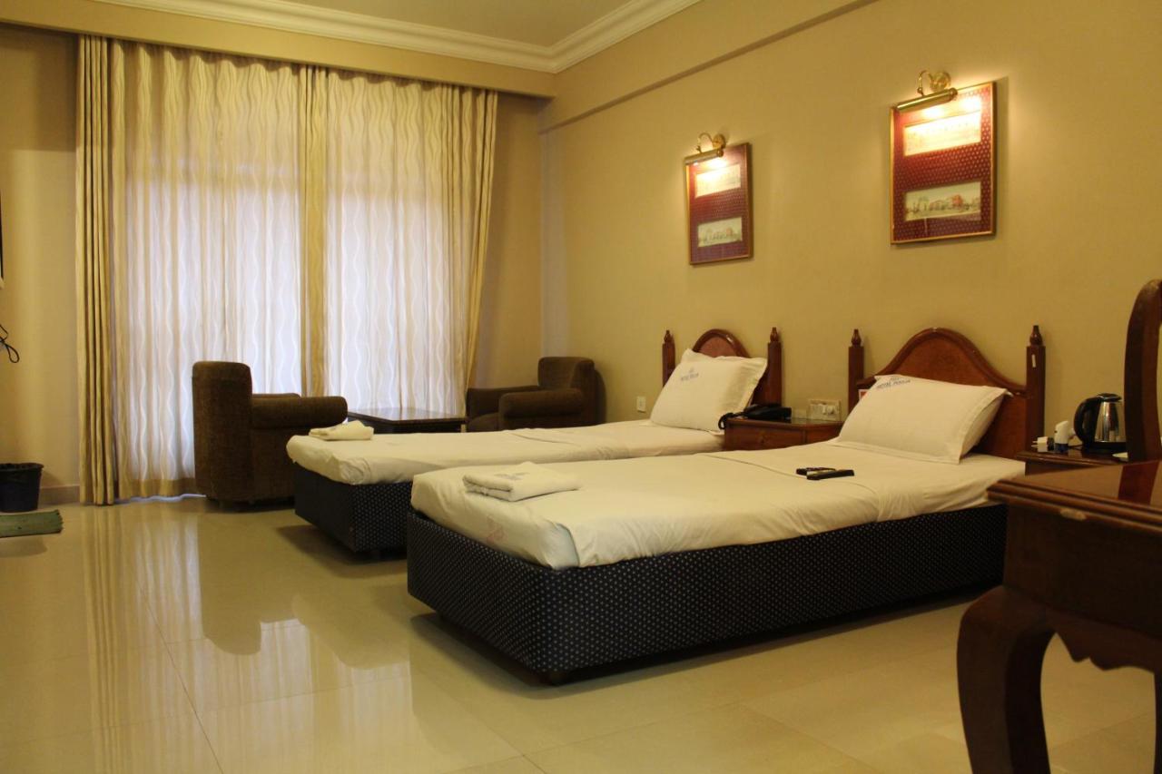 Hotel Pooja International Davangere Exterior foto